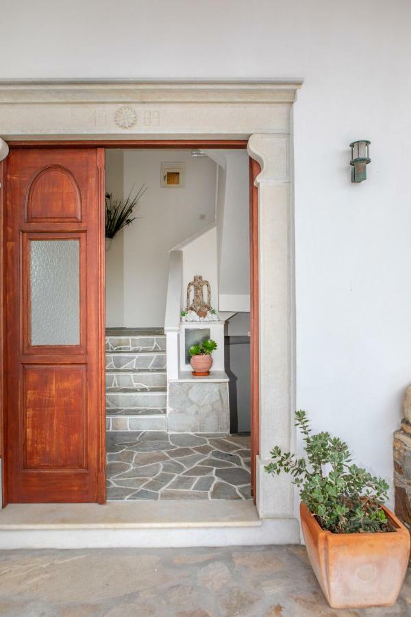 איוס פרוקופיוס Thea Suites Naxos מראה חיצוני תמונה