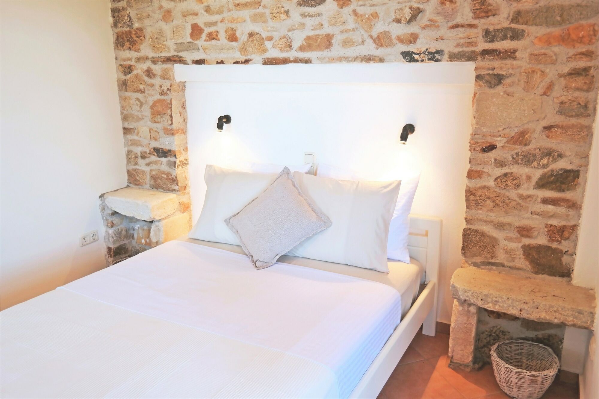 איוס פרוקופיוס Thea Suites Naxos מראה חיצוני תמונה